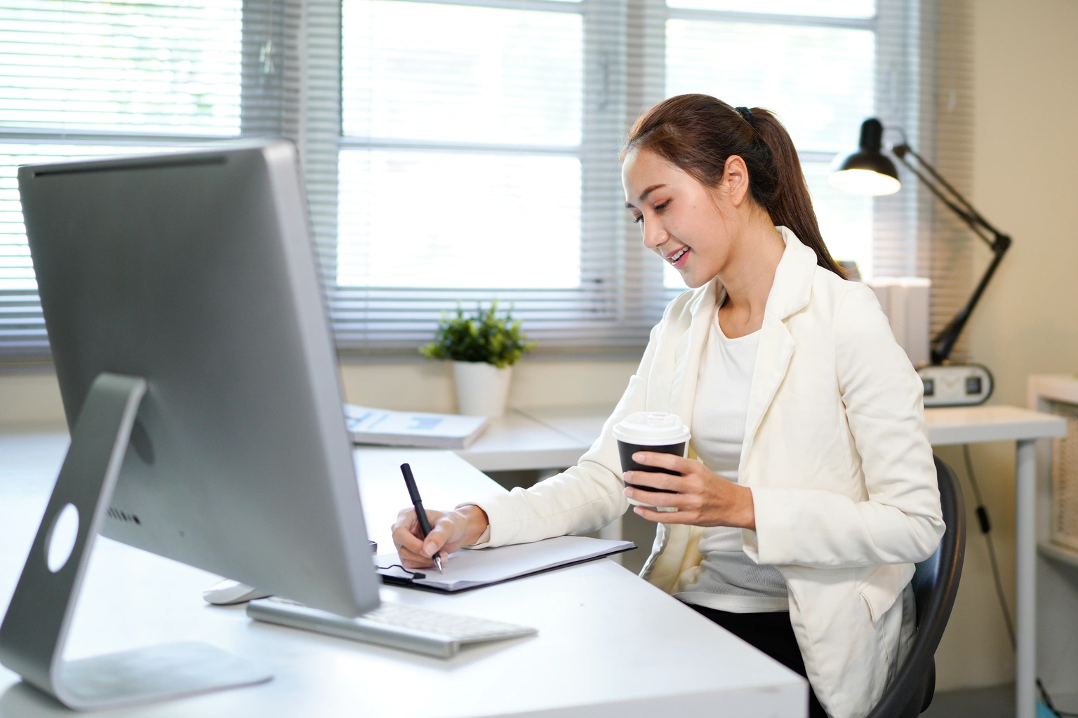 Switch your registered agent: a business guide